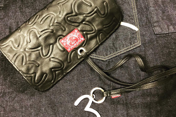 EVISU 仕掛け巻き入れ 牛革